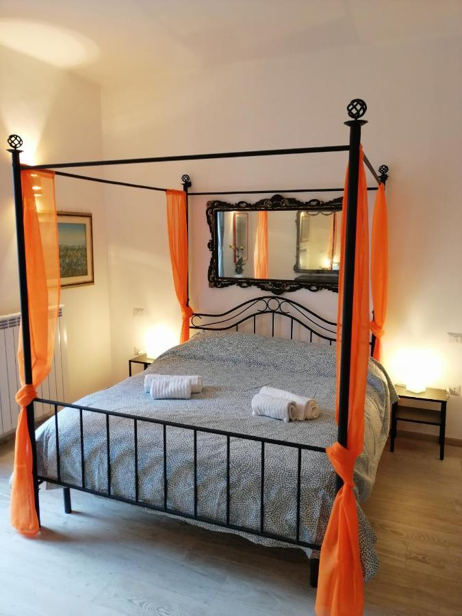 Appartamento Love Mirrors And Flowers - Affitti Brevi Italia Bari Esterno foto